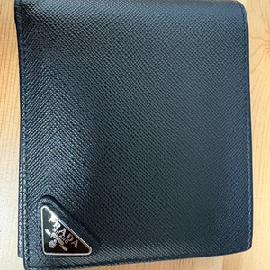 프라다 사피아노 레더 지갑