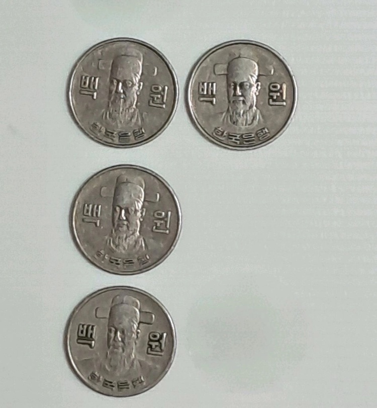 100원 동전(72~74년도) 이미지
