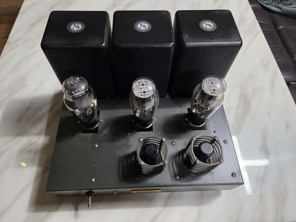 실바웰드 2a3 진공관 파워 앰프입니다 이미지