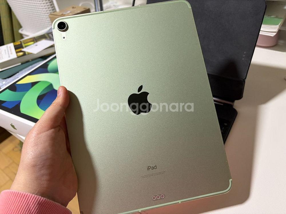급처! 네고가능! 아이패드 에어4세대 그린 256기가 셀룰러 + 매직키보드 + 애플팬슬2--1