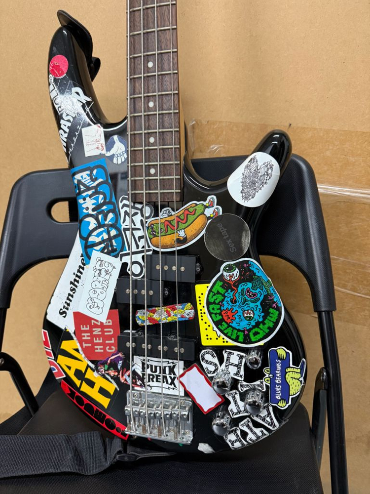 Ibanez GSR200 베이스 기타 (블랙) 가방포함--3