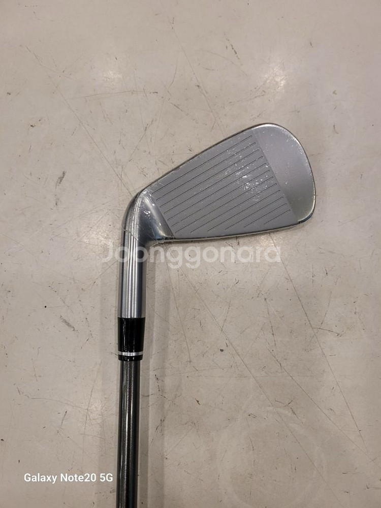 새거 혼마 747P 카본 7번 단품아이언 팝니다.--1