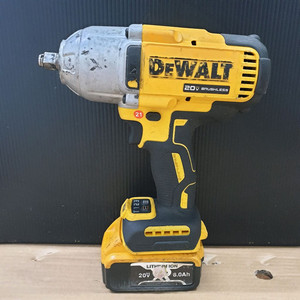 디월트 충전 임팩 렌치 DCF899 배터리포함