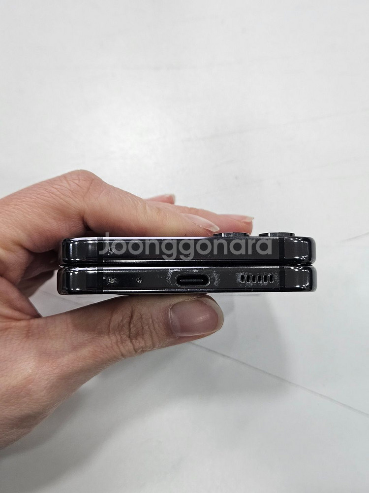 갤럭시Z플립5 256GB 블랙 가성비폰--3