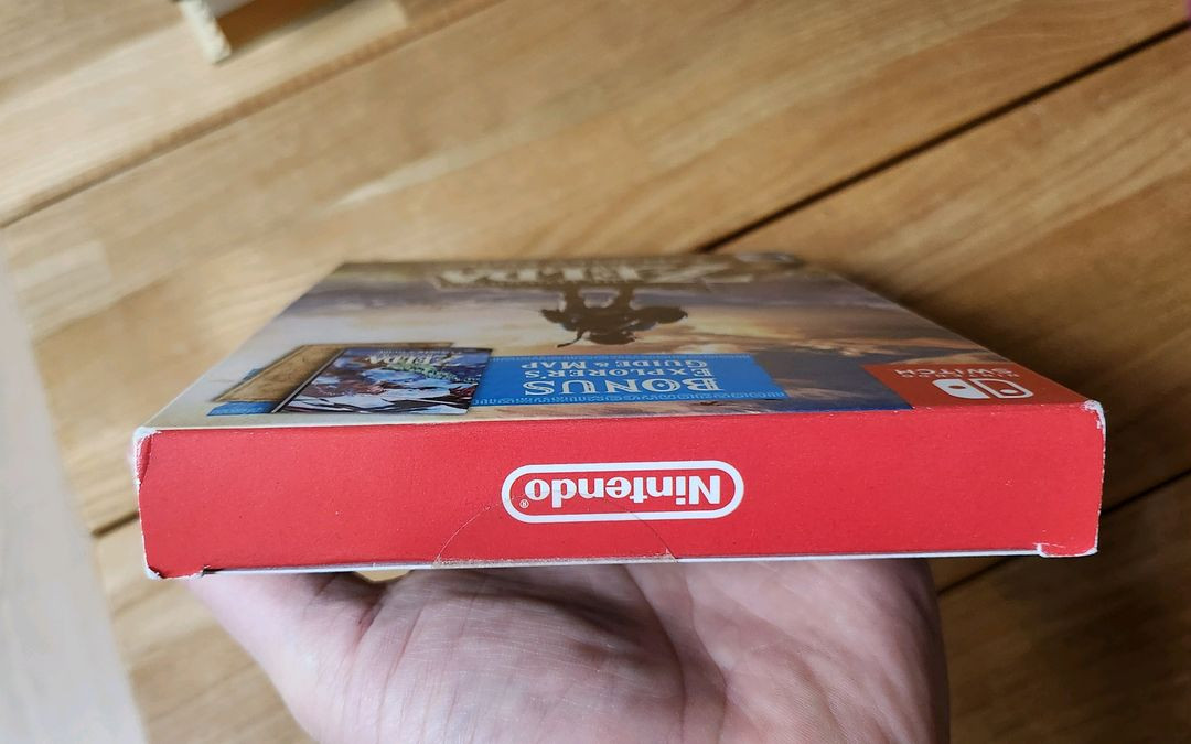 [미개봉]닌텐도스위치 젤다의 전설 야생의 숨결 익스플로러즈 에디션--6