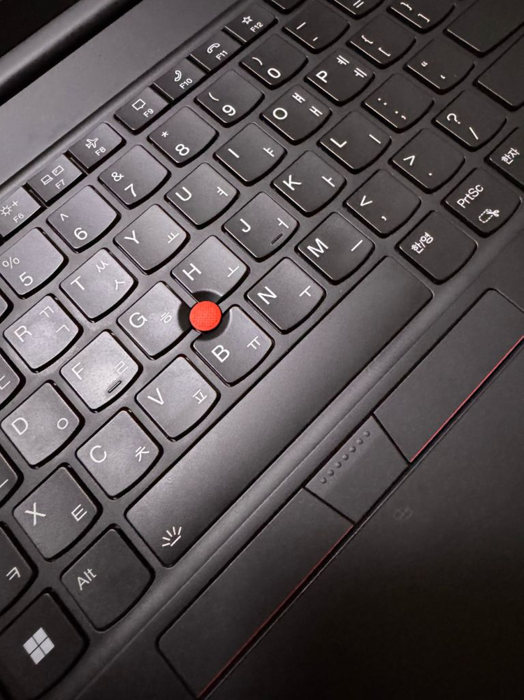 [정가400, 업자x] 씽크패드 노트북 p1 gen6--5