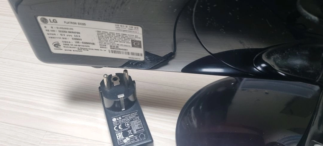 LG 플래트론 Ex225 모니터 이미지