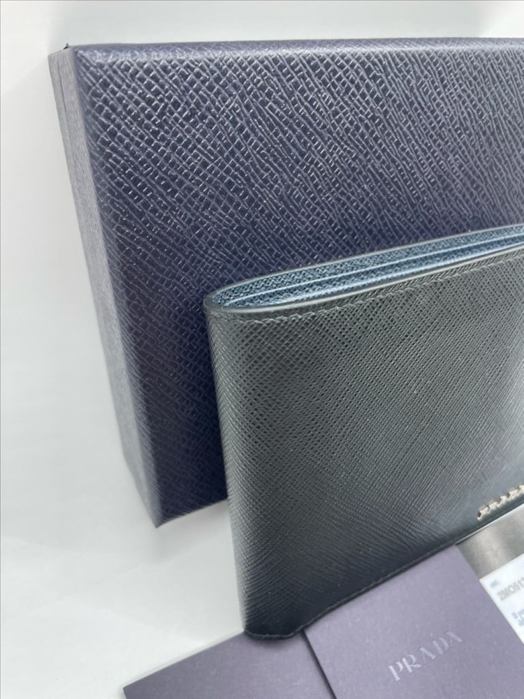 프라다 2MO513 레더 반지갑 블랙 이미지