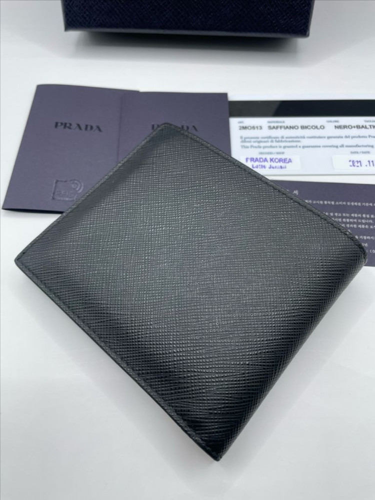 프라다 2MO513 레더 반지갑 블랙 이미지