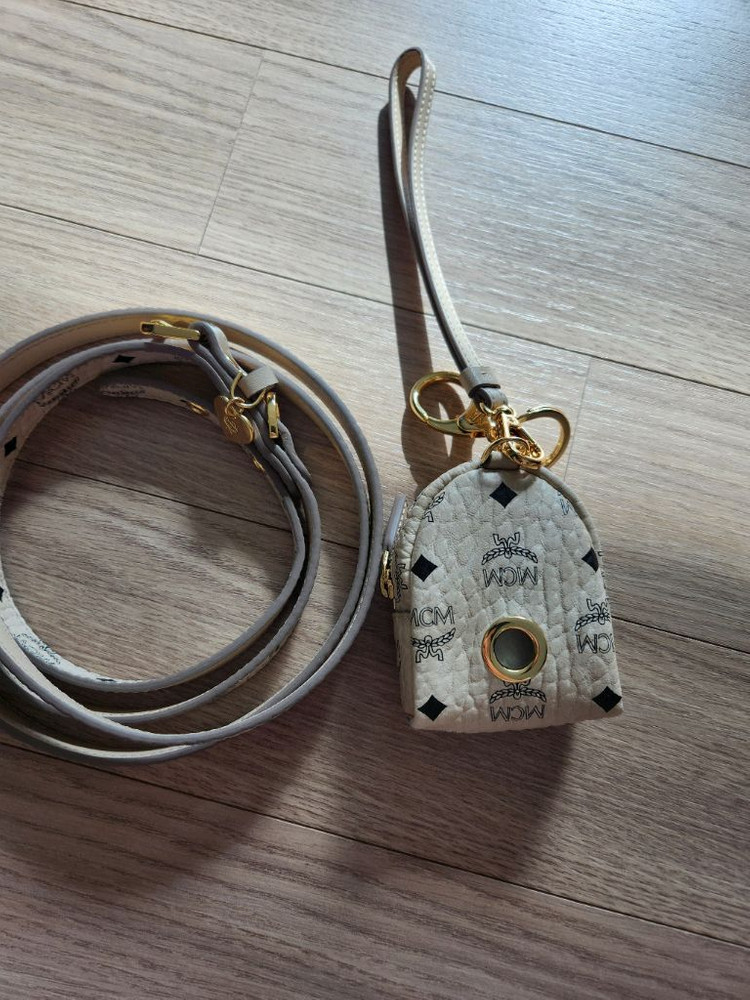 mcm 강아지 목줄 + 미니가방 정품 새상품--1