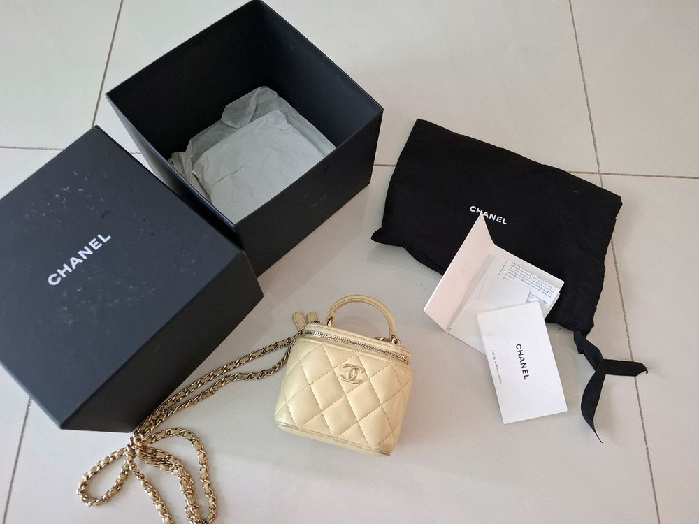 샤넬 베니티백 이미지