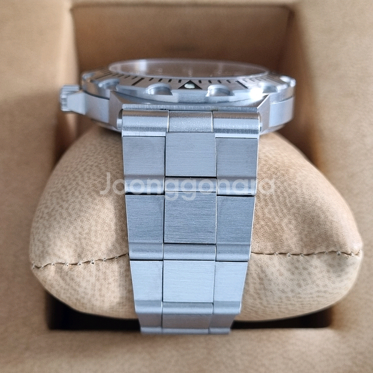 불가리 디아고노 프로페셔널 스쿠바 SD40S 오토 40mm--3