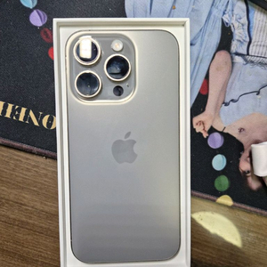 아이폰 15pro 256GB 내추럴 티타늄