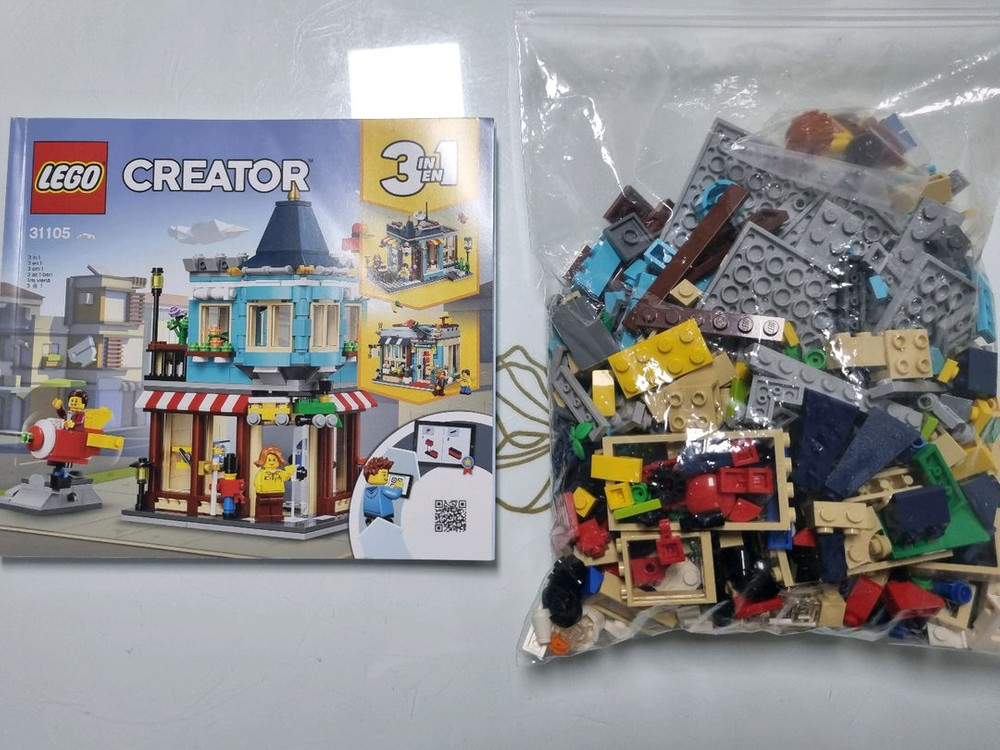 레고 크리에이터 31105 타운하우스 장난감 가게--2
