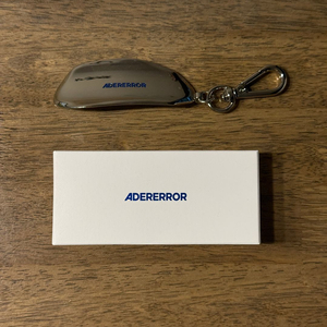 아더에러 스탠딕 슈혼 글로시 키링 실버