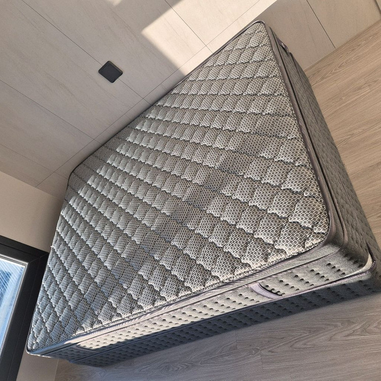 고퀄리티 투매트리스 침대 퀸사이즈 이미지