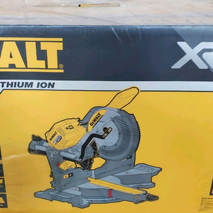 디월트 12인치 무선충전 슬라이딩 쏘우 dhs780 각도절단기 새상품