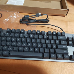 로지텍 k835 적축 기계식 키보드 이미지