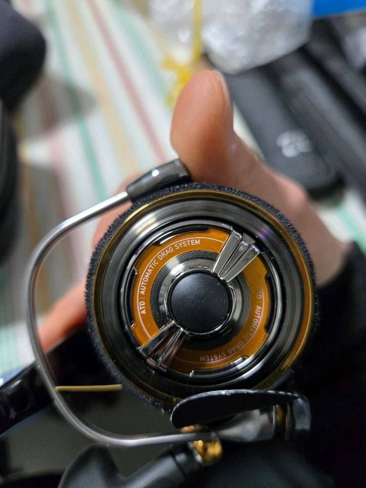 다이와 플레이소 2500 LBD 낚시릴 이미지