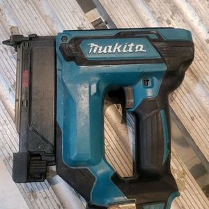 정품 마끼다 무선 실타카 DPT353