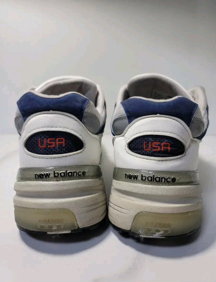 뉴발란스 정품 992 USA 화이트 네이비 275--3