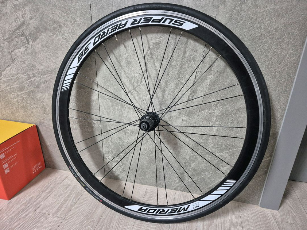 메리다 슈퍼 에어로 휠셋. 림브레이크 로드 11단 휠셋--3