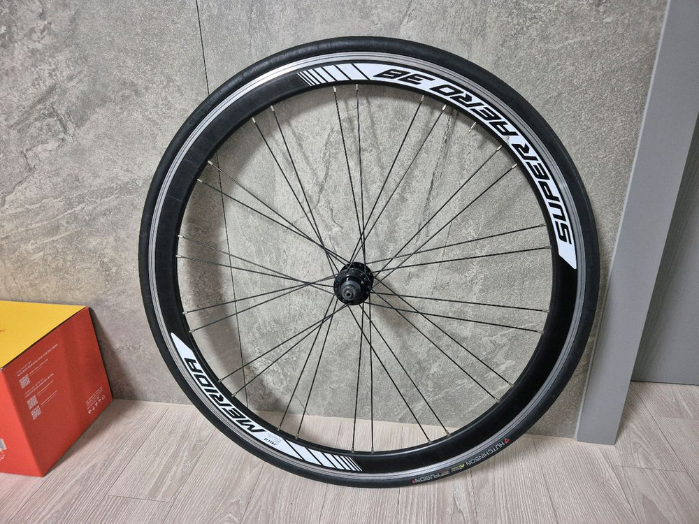 메리다 슈퍼 에어로 휠셋. 림브레이크 로드 11단 휠셋--4