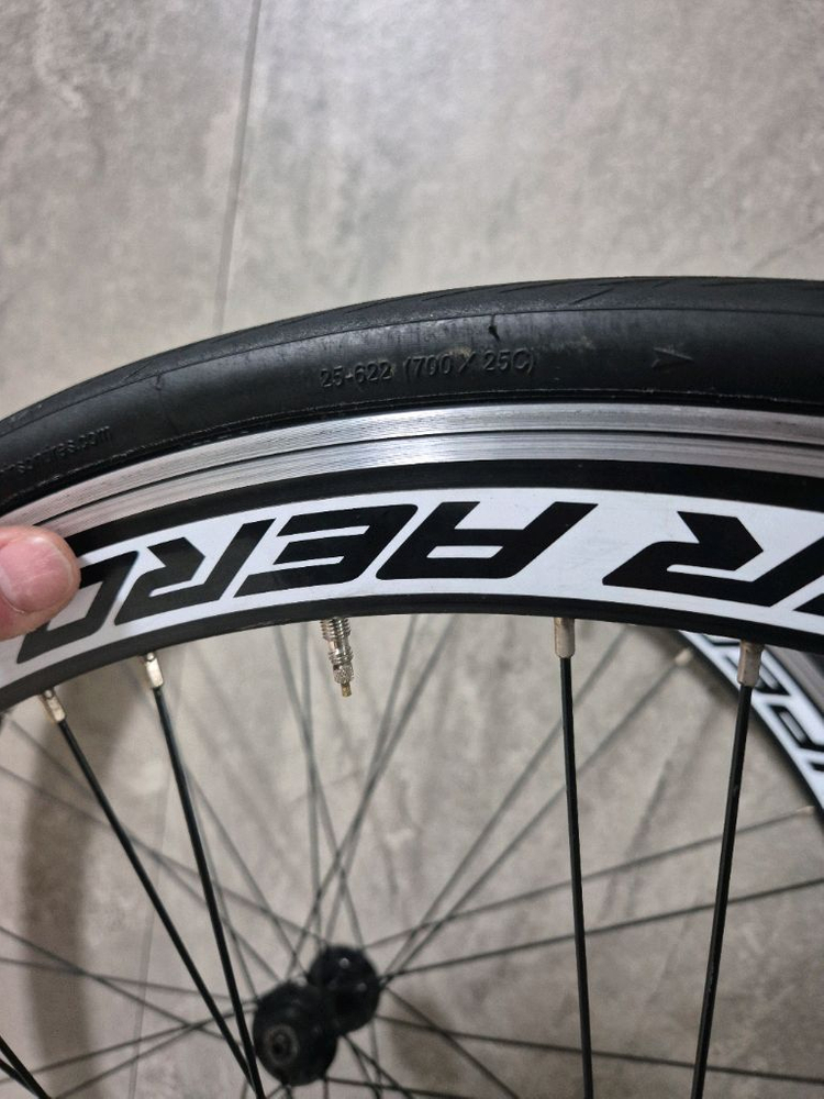 메리다 슈퍼 에어로 휠셋. 림브레이크 로드 11단 휠셋--7