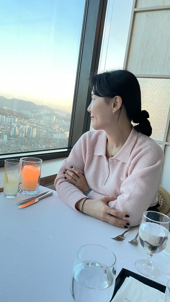 니하운 헬레나 니트 니하운 이나연 니트 핑크 베이지 스웨터 특A급 상태 최상--9