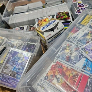 최신 디지몬카드 일반,레어 600장 + 슈퍼레어or프로