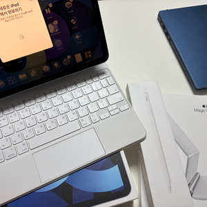 아이패드 에어4세대+애플펜슬 2세대+매직키보드
