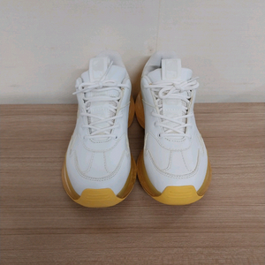 여성 MLB 빅볼 청키 크림옐로우 에어 운동화 (230)