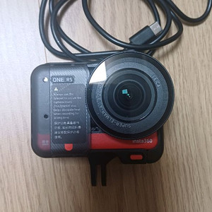 인스타360 one RS 액션카메라(1인치 라이카 에디션) 이미지