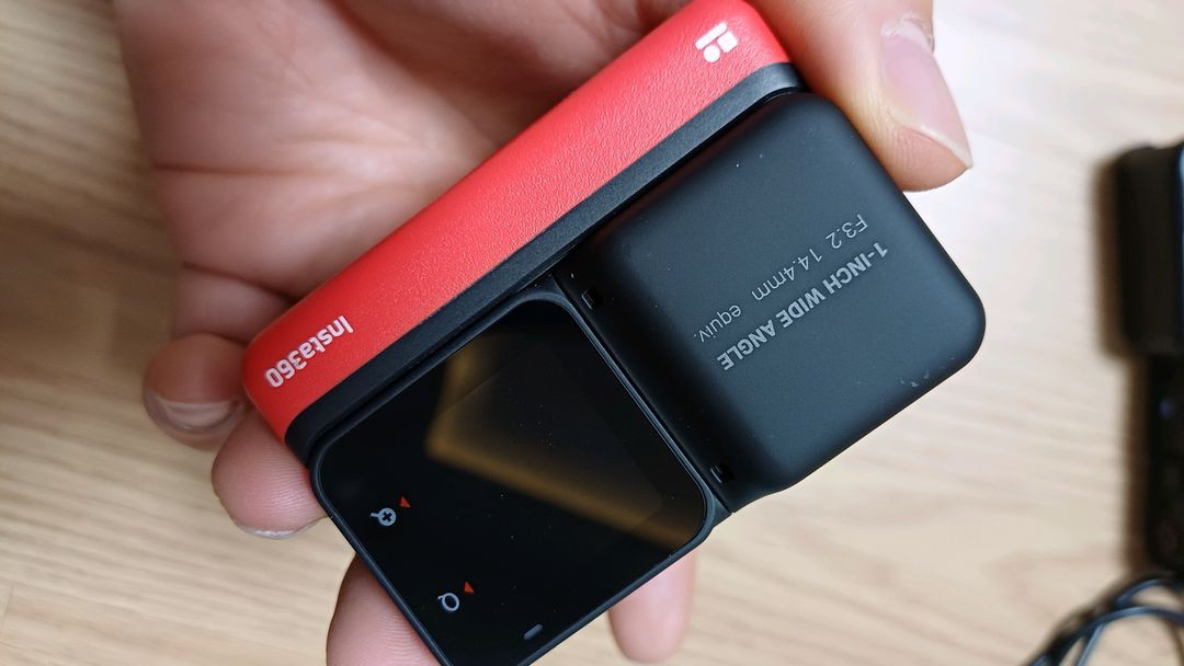 인스타360 one RS 액션카메라(1인치 라이카 에디션) 이미지