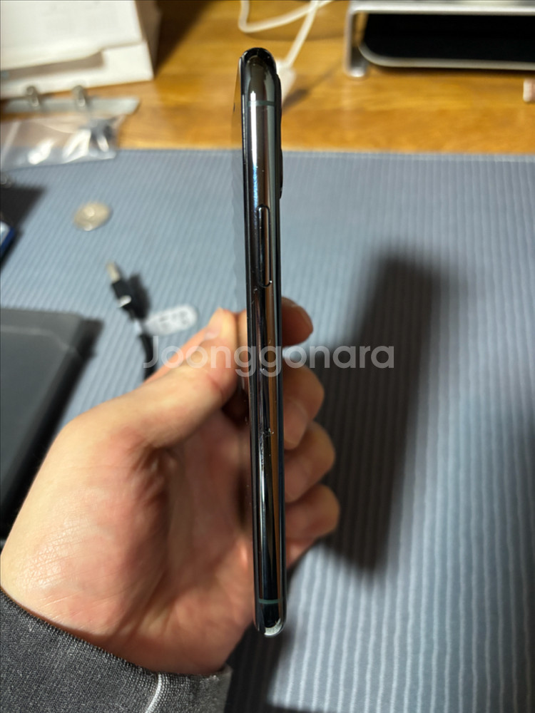 아이폰 11 PRO 부품용--4