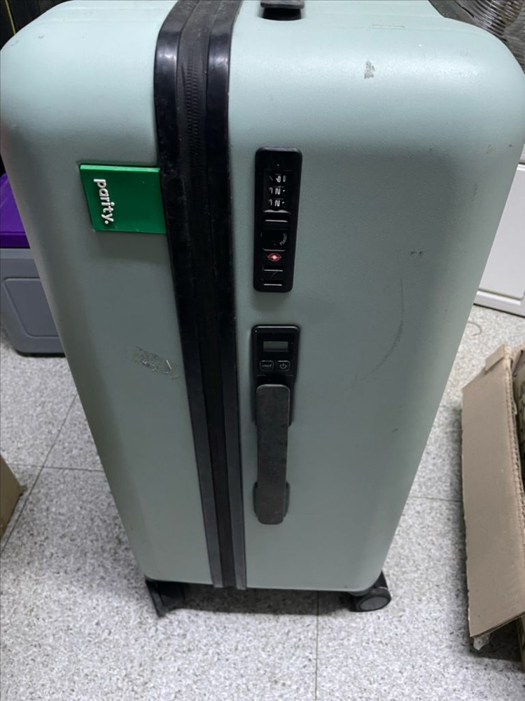 패리티 캐리어 24인치--1