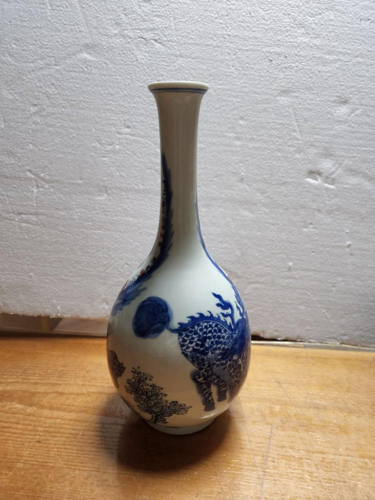 청화백자 용충호 진사 주병 이미지