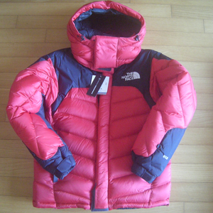 노스페이스 에베레스트패딩 매장판 한시즌 딱한번만출시한 남성용xs희귀레어사이즈/아디다스 나이키acg 캠핑러닝 아이폰