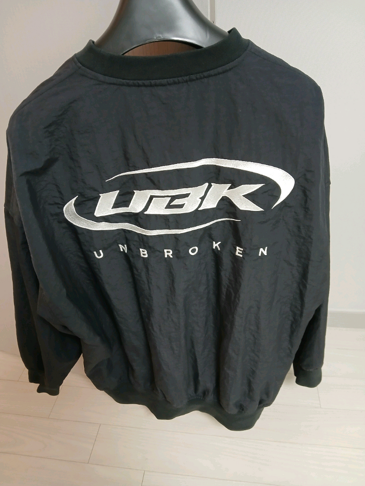 UBK B9 언브로큰 나일론 메쉬 웜업 저지 블랙--1