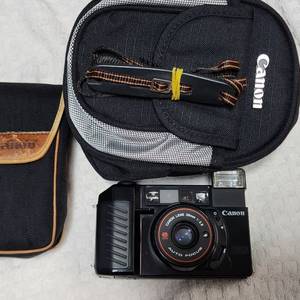 캐논오토보이2(a급), aa2개 기능노출정상, 캐논렌즈 38/1:2.8(깨끗함), 케이스, 스트랩, 카메라가방. 이미지