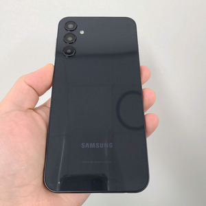 갤럭시 A24 128기가 블랙 팝니다.