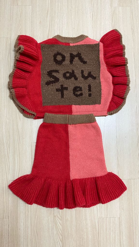 가격내림) 리미떼두두 딸기 니트스커트 셋업 S사이즈--1