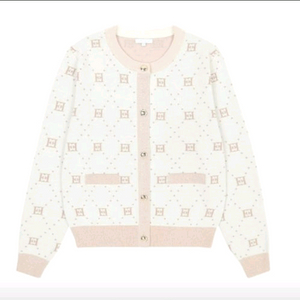 에스까다 아이보리 가디건 L사이즈