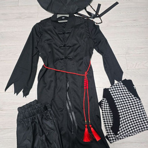 케이팝 데몬 헌터스 사자보이즈 진우 케데헌 저승사자 할로윈 코스프레 코스튬 이미지