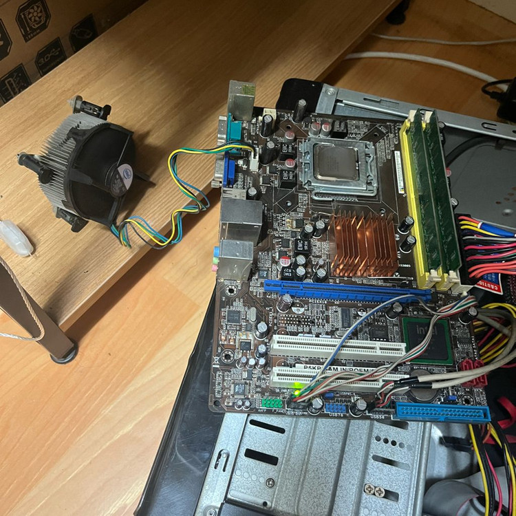 사무용 컴퓨터 및 부품--1