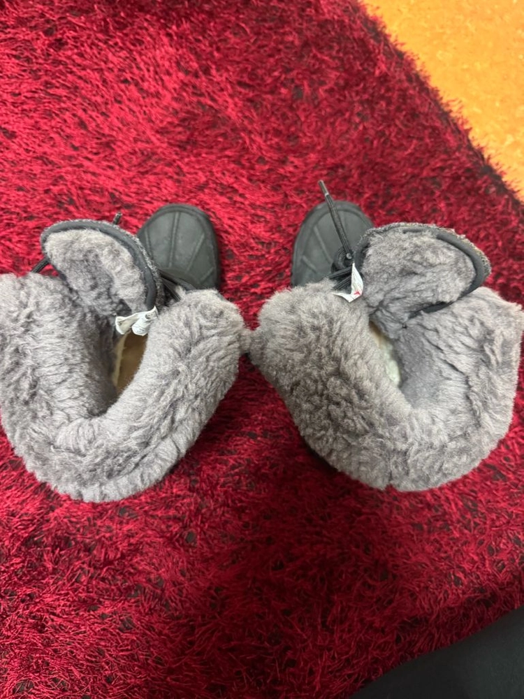 UGG 여성 시어링 비브람36사이즈 워커부츠-고가 모댈압니다. 이미지