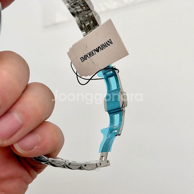 새상품 미착용 쿼츠 메탈시계 40mm--8