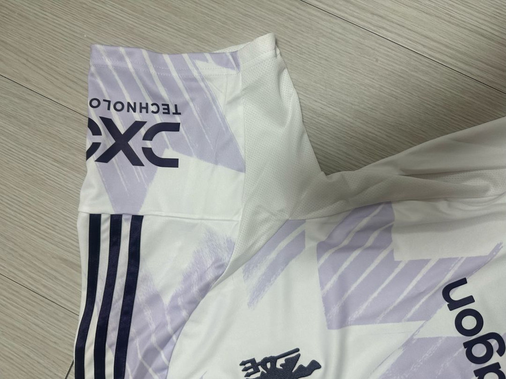 25/26 맨유 어웨이 유니폼 쿠냐 마킹 이미지