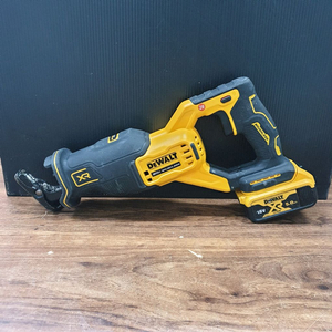 디월트 충전 전기톱 컷소 DCS382 배터리포함