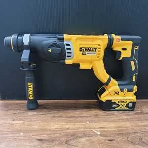 디월트 충전 전기톱 컷소 DCS263 배터리포함